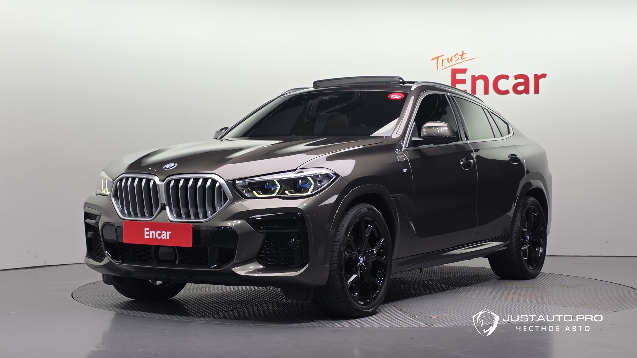 Автомобиль BMW X6