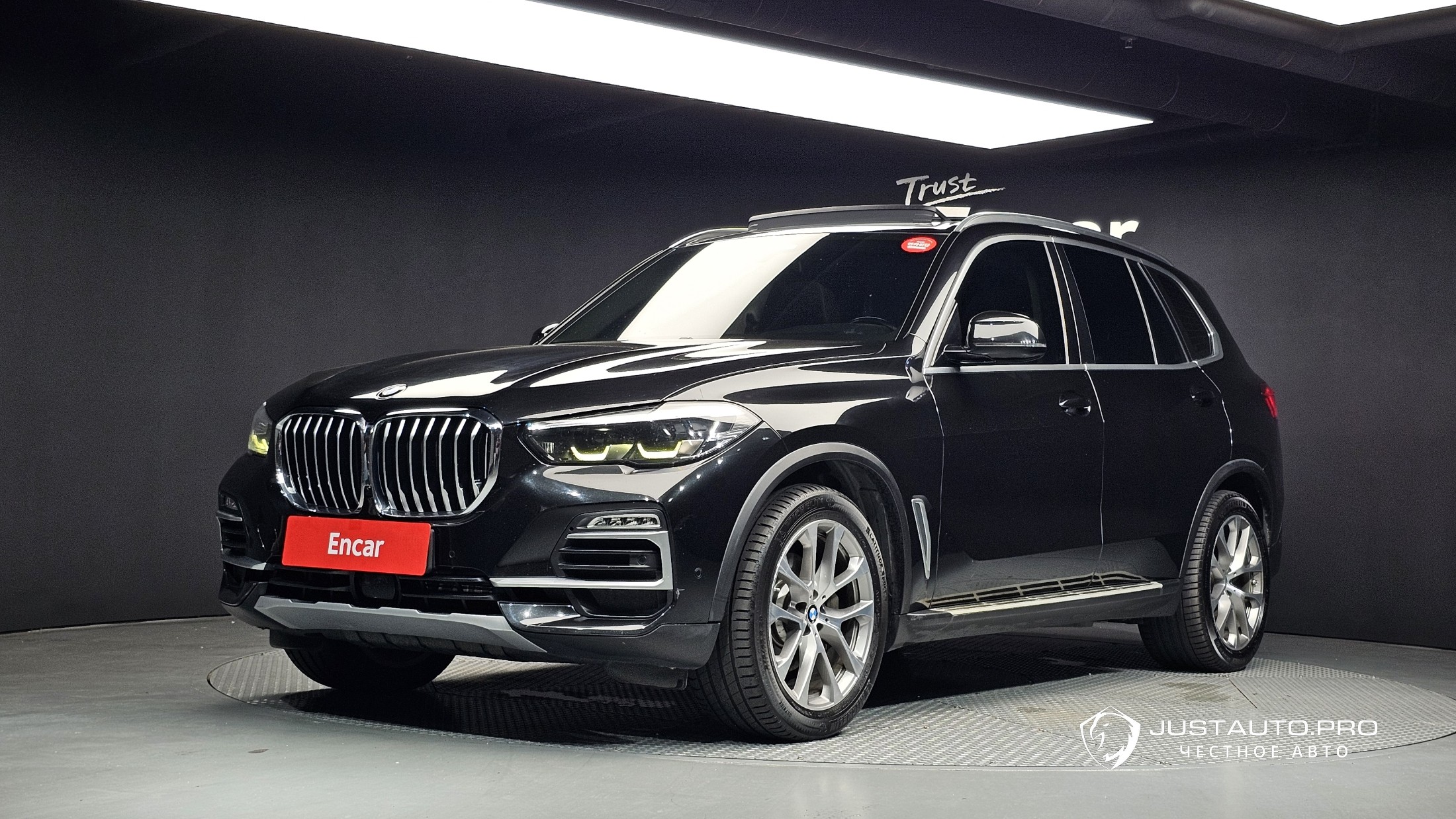 Автомобиль BMW X5