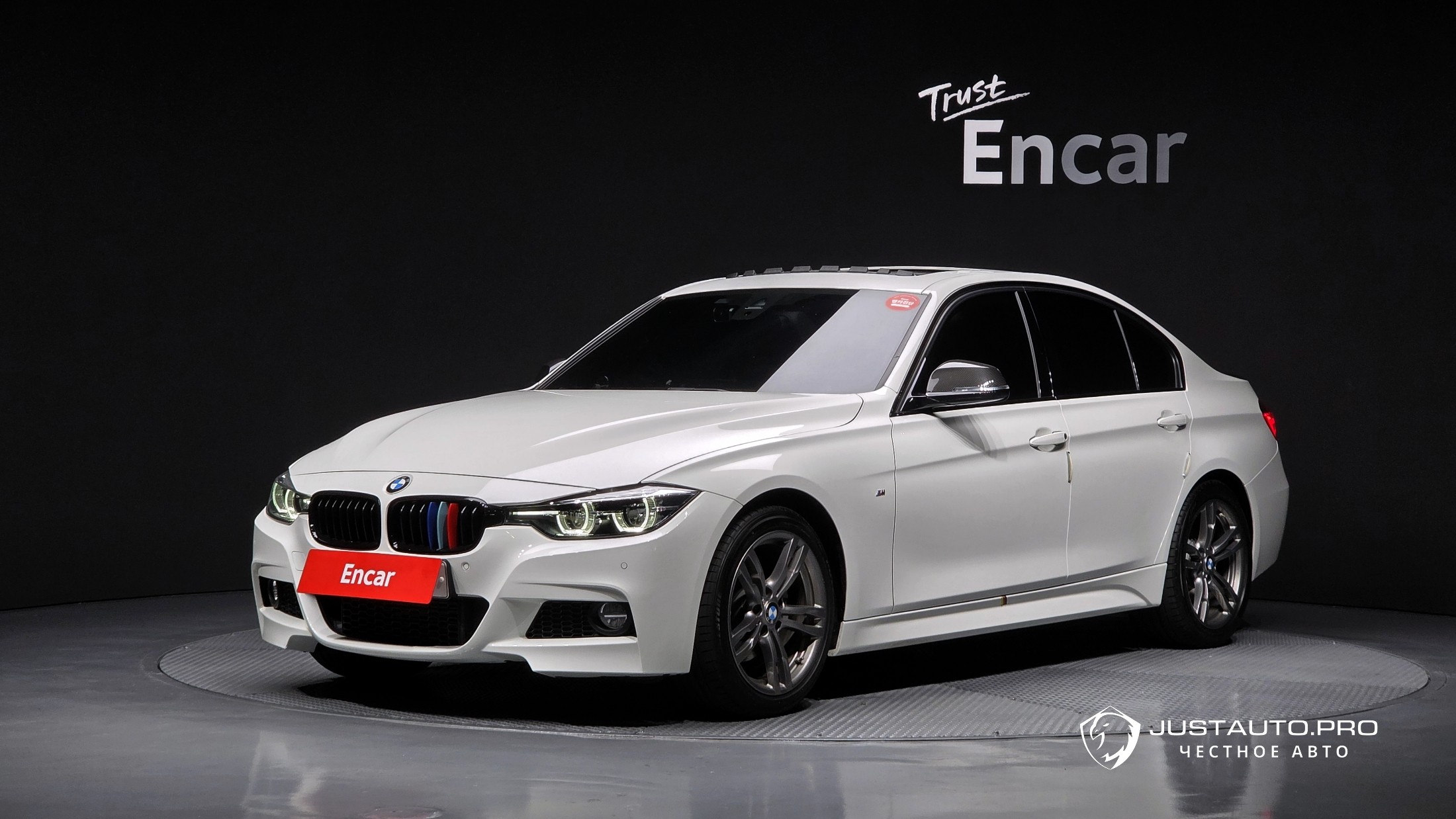 Автомобиль BMW 3-Series