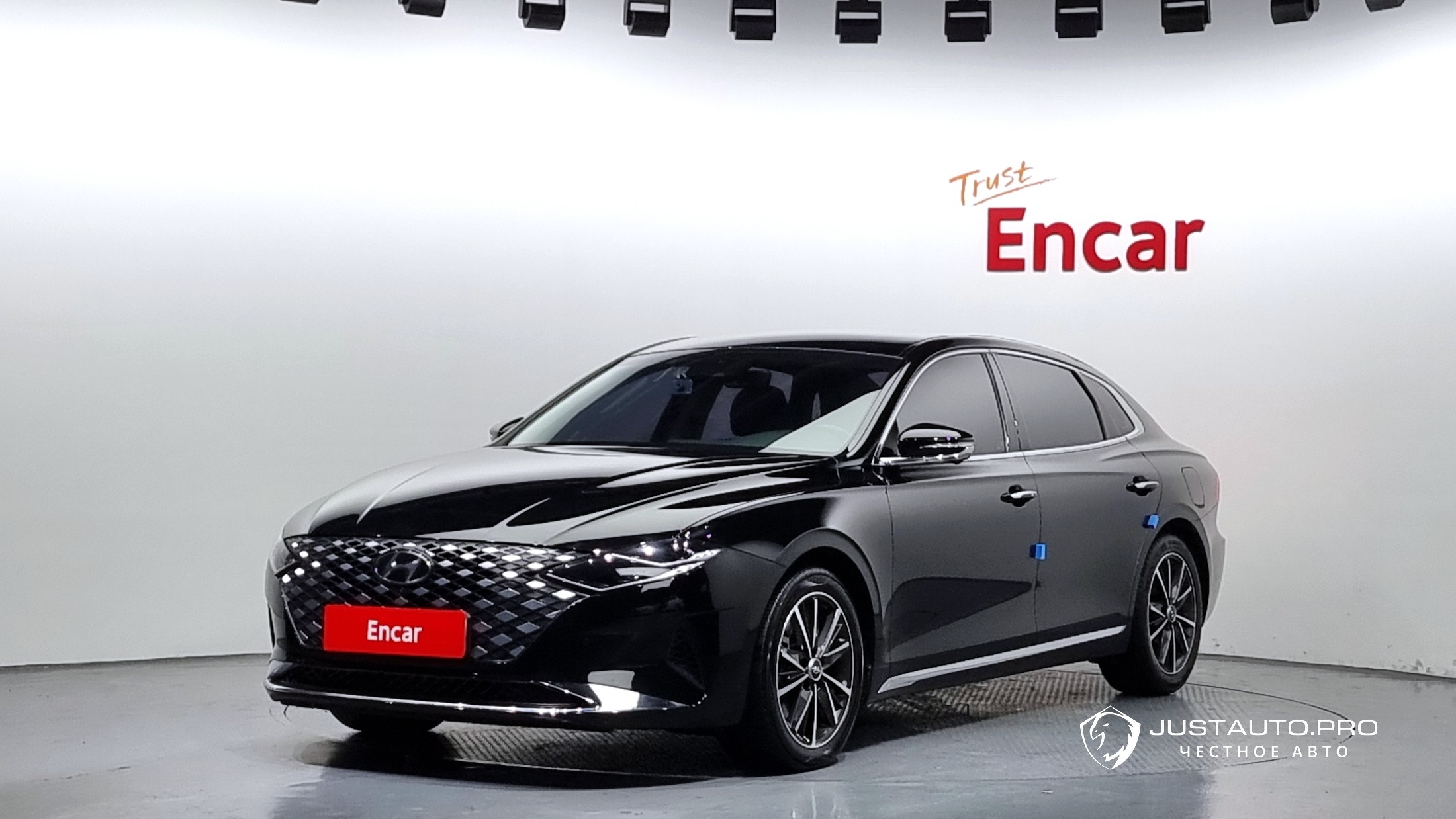 Автомобиль Hyundai Grandeur