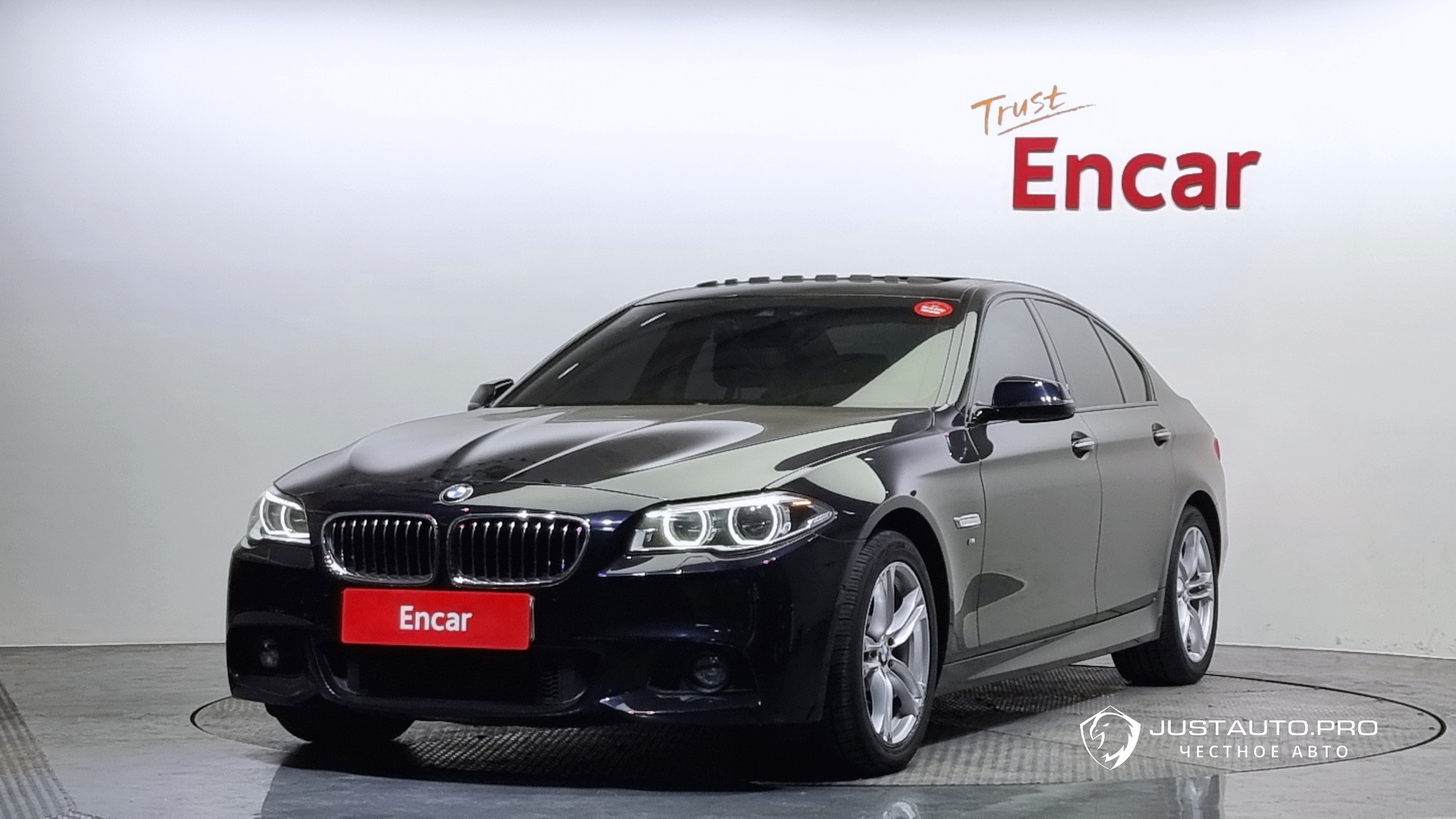 Автомобиль BMW 5-Series