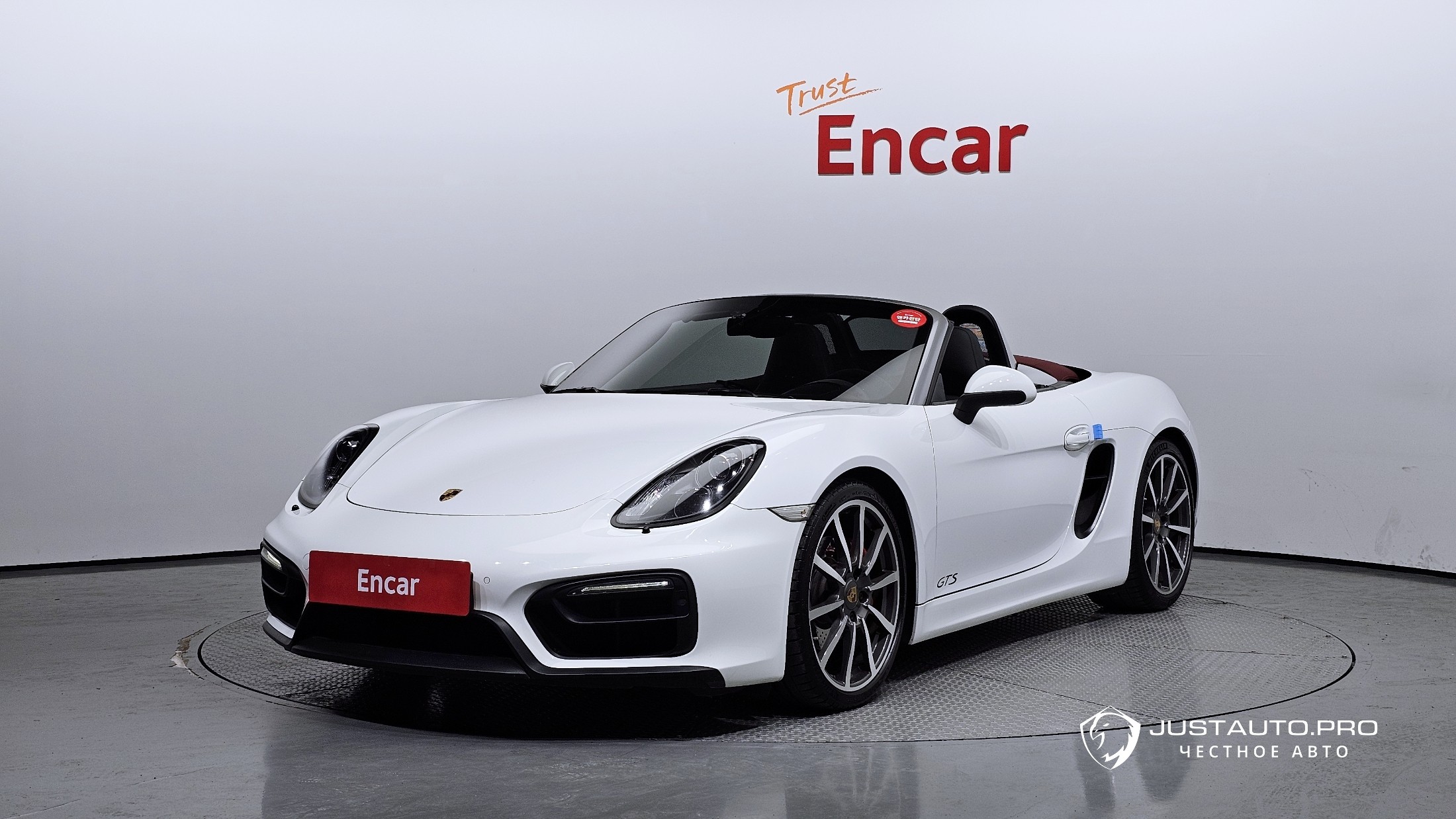 Автомобиль Porsche Boxster