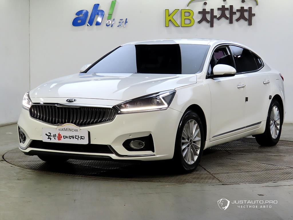 Автомобиль Kia K7