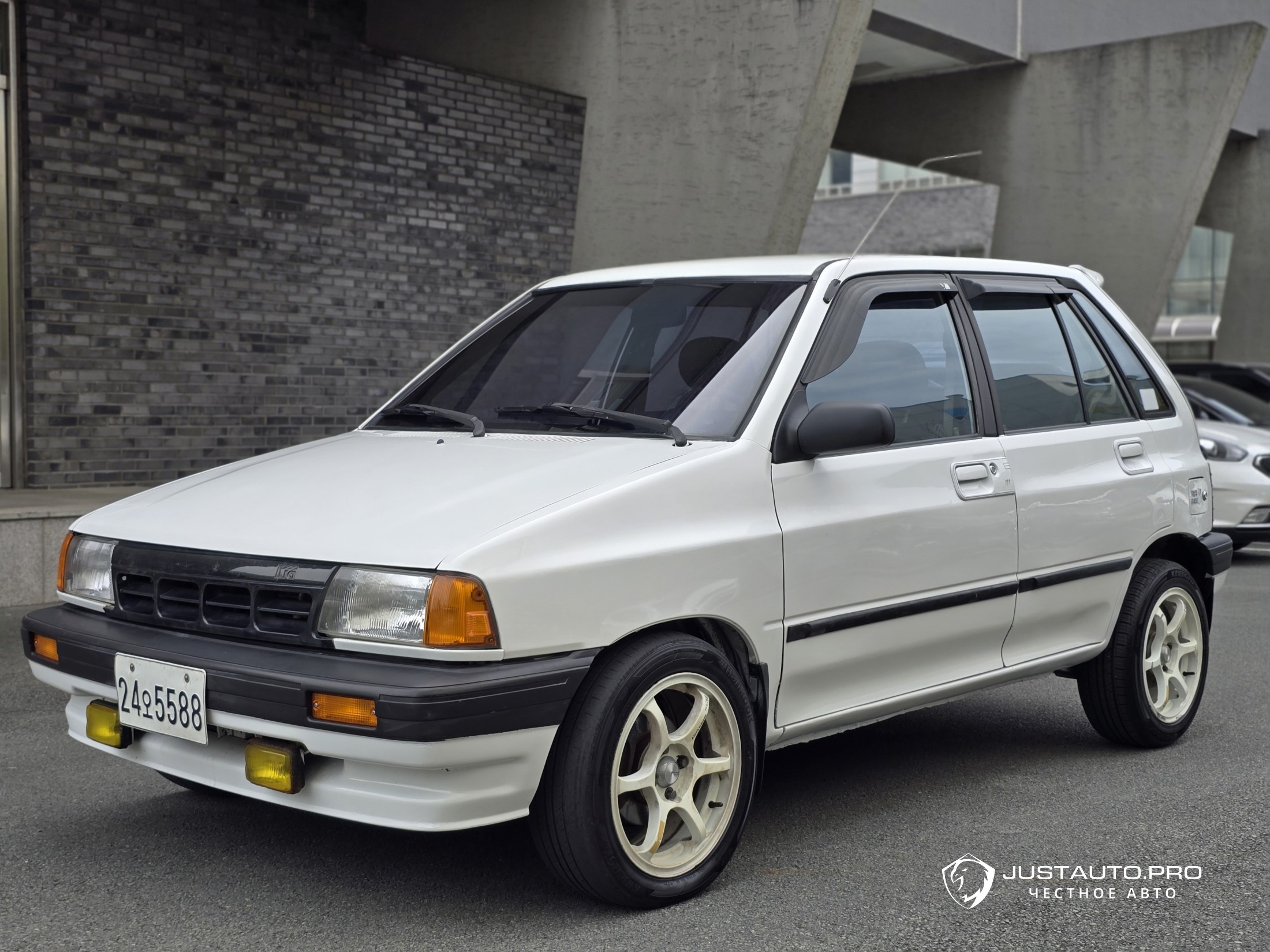 Автомобиль Kia pride