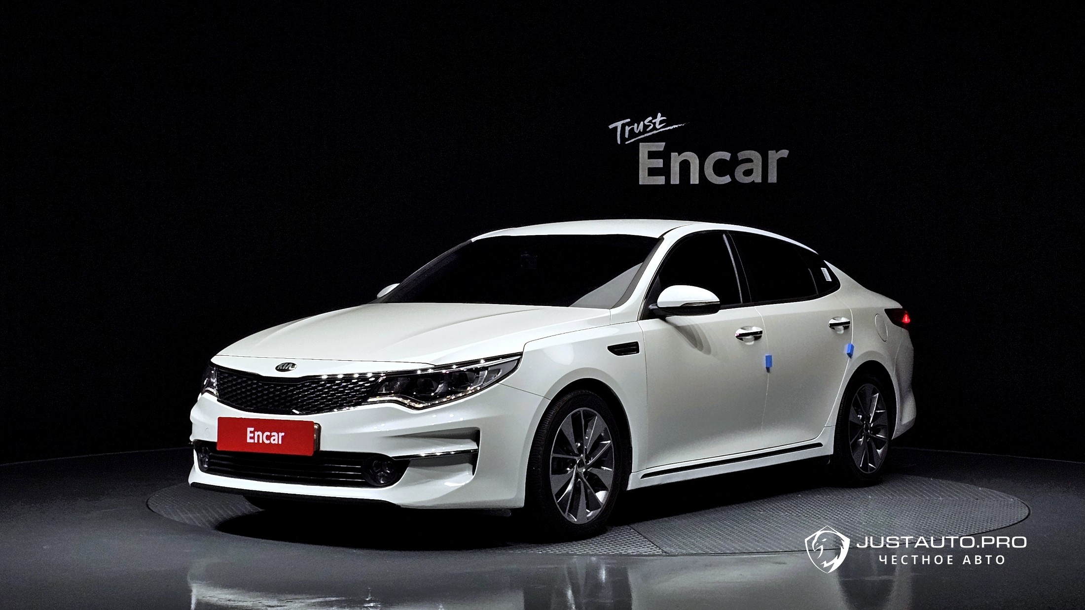 Автомобиль Kia K5
