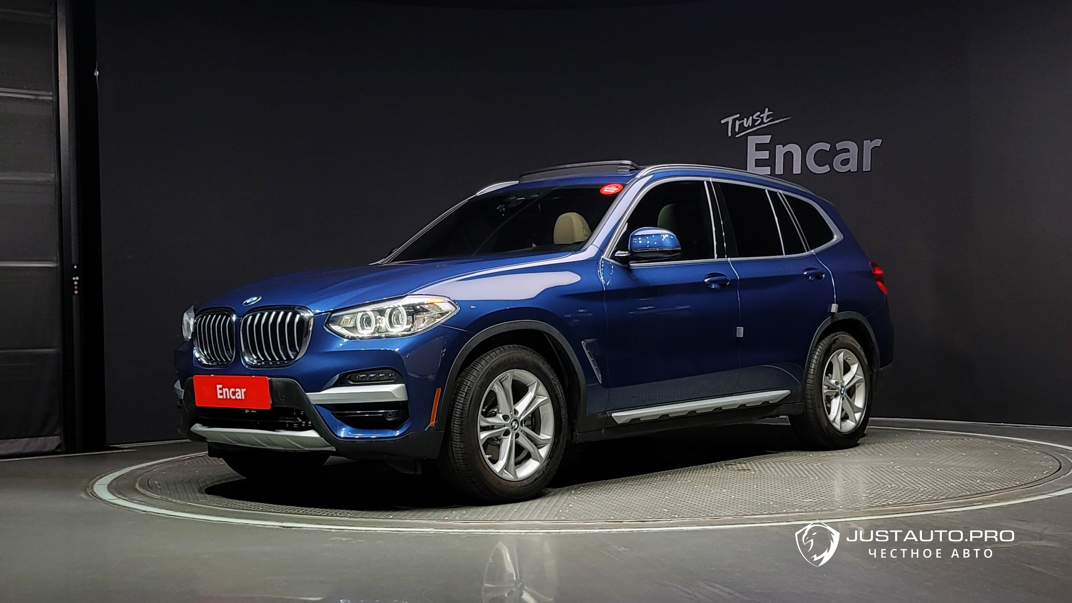 Автомобиль BMW X3