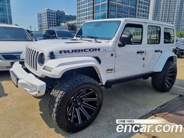 Автомобиль Jeep Wrangler