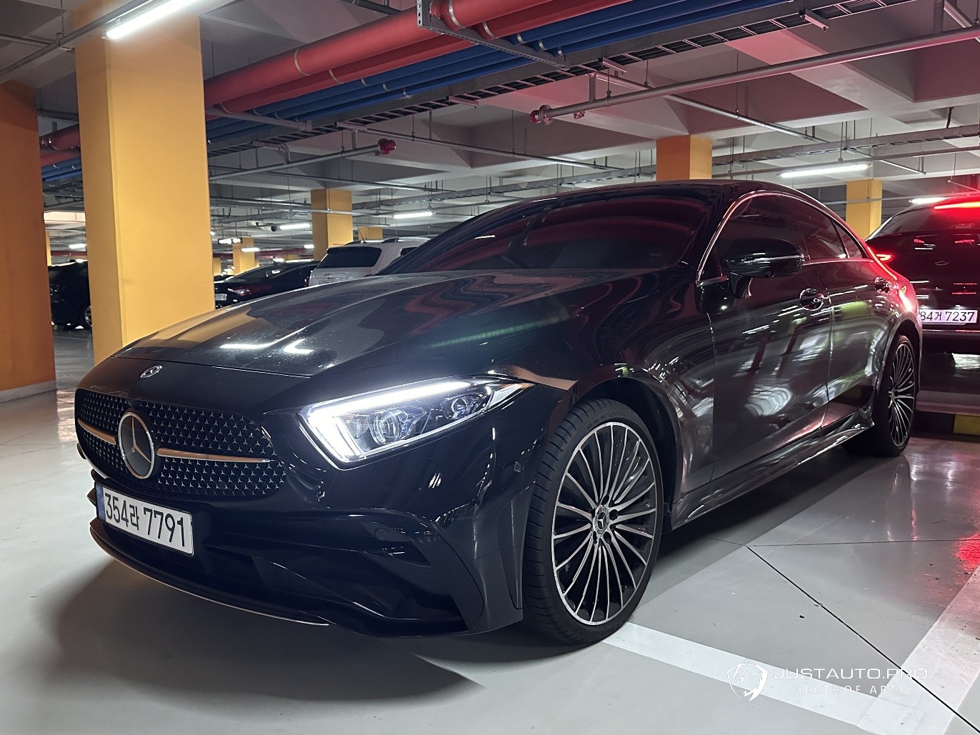 Автомобиль Mercedes-Benz CLS-Class