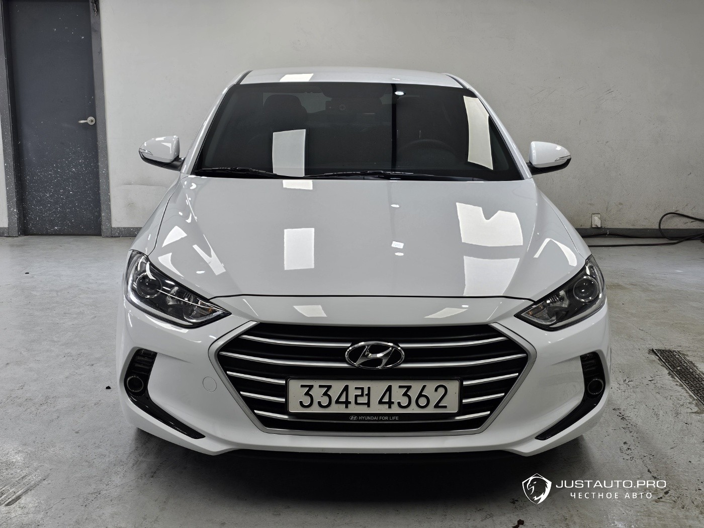 Автомобиль Hyundai AVANTE
