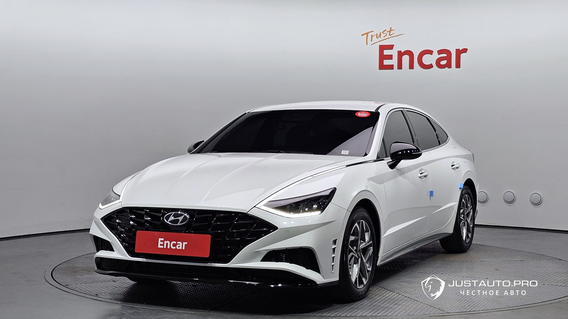 Автомобиль Hyundai Sonata