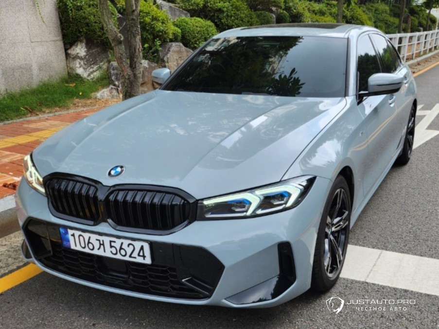 Автомобиль BMW 3-Series