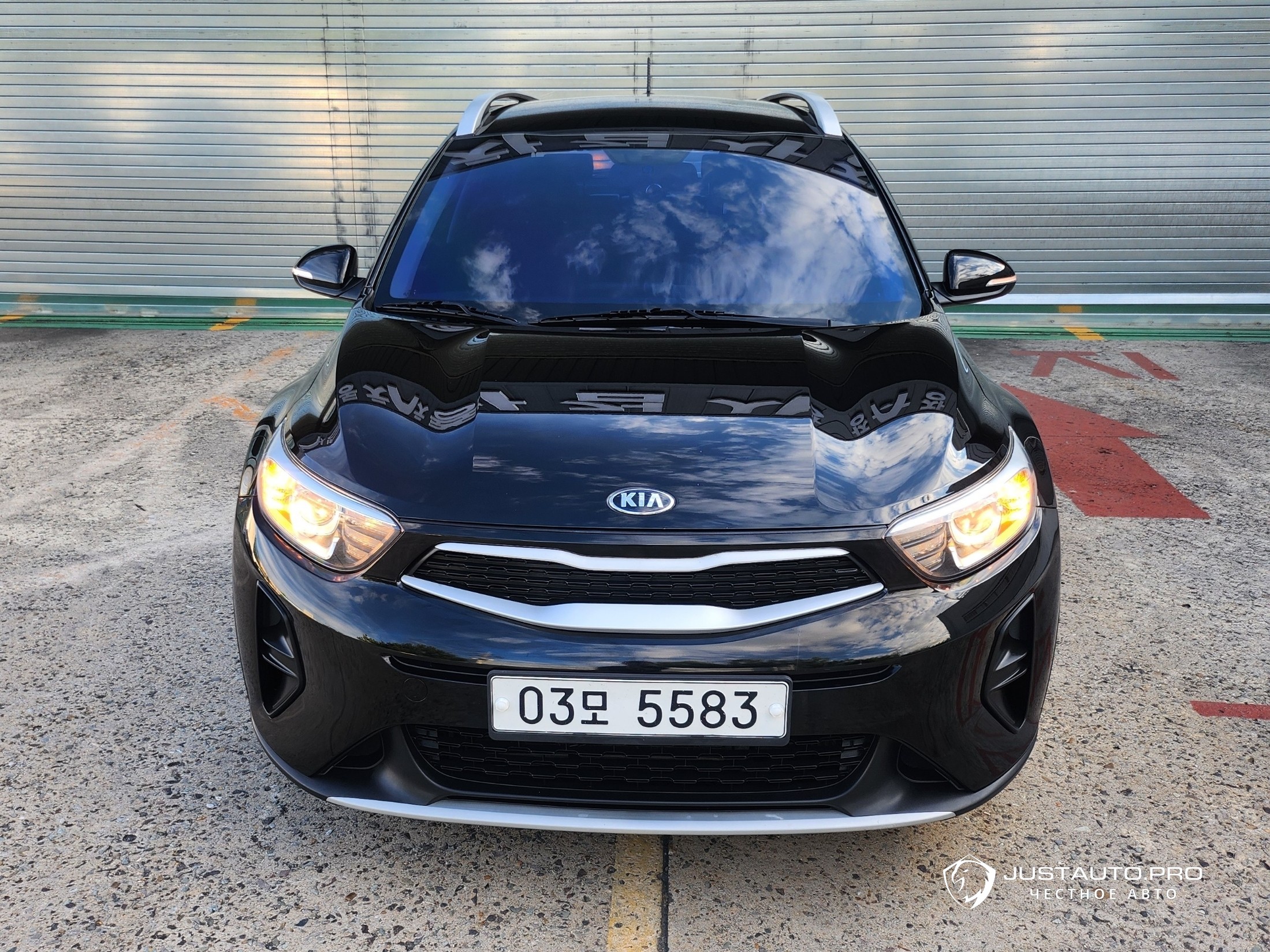 Автомобиль Kia Stonic