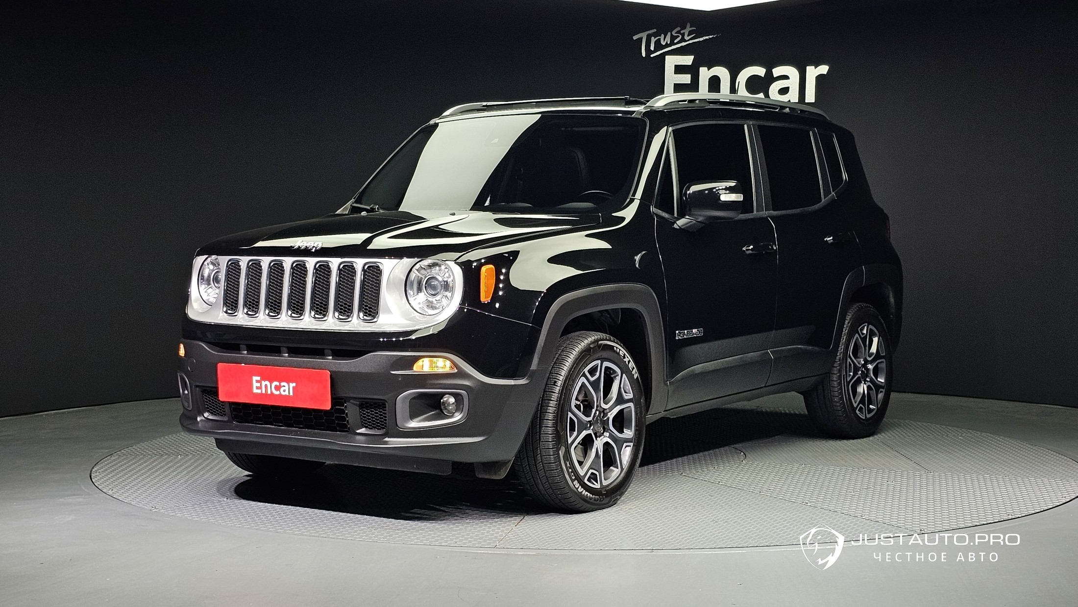 Автомобиль Jeep Renegade