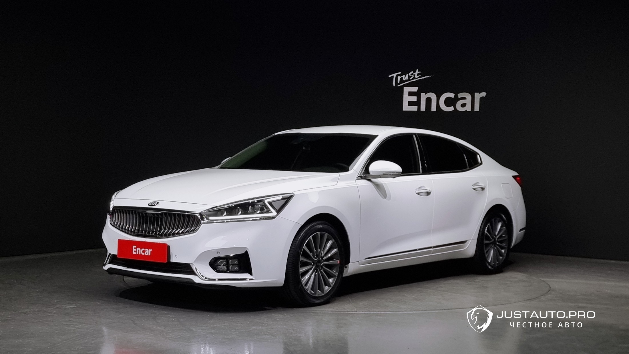 Автомобиль Kia K7