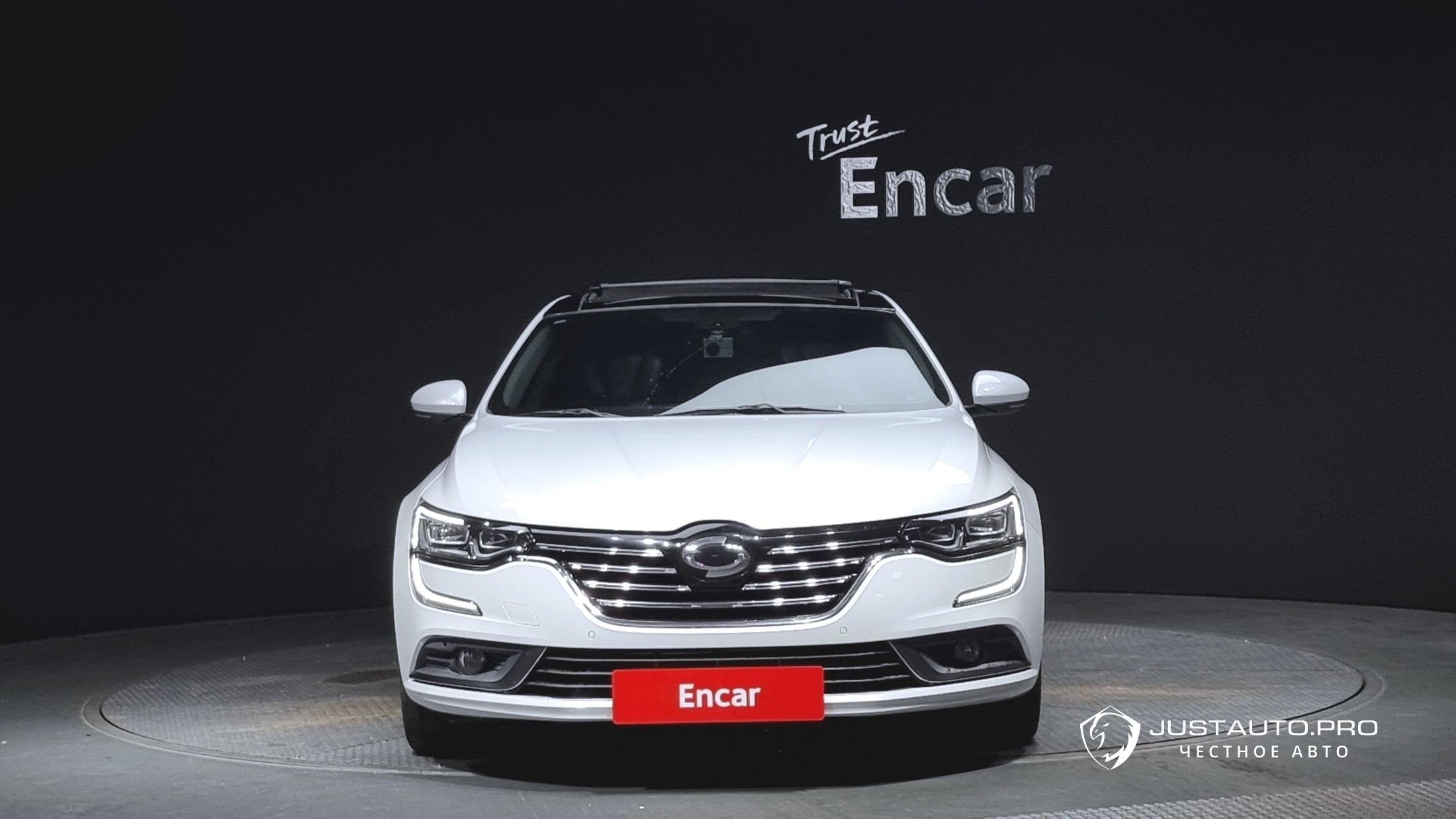 Автомобиль Renault-KoreaSamsung SM6
