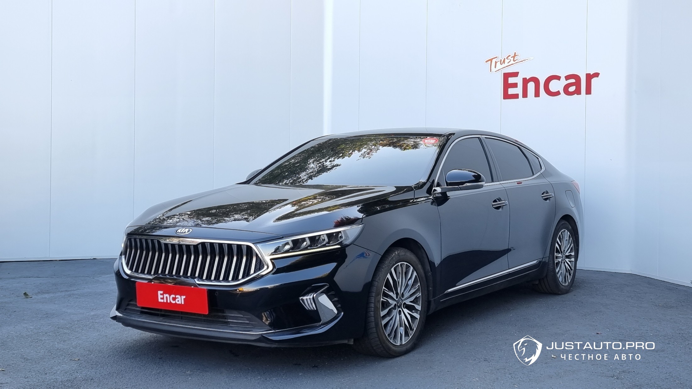 Автомобиль Kia K7