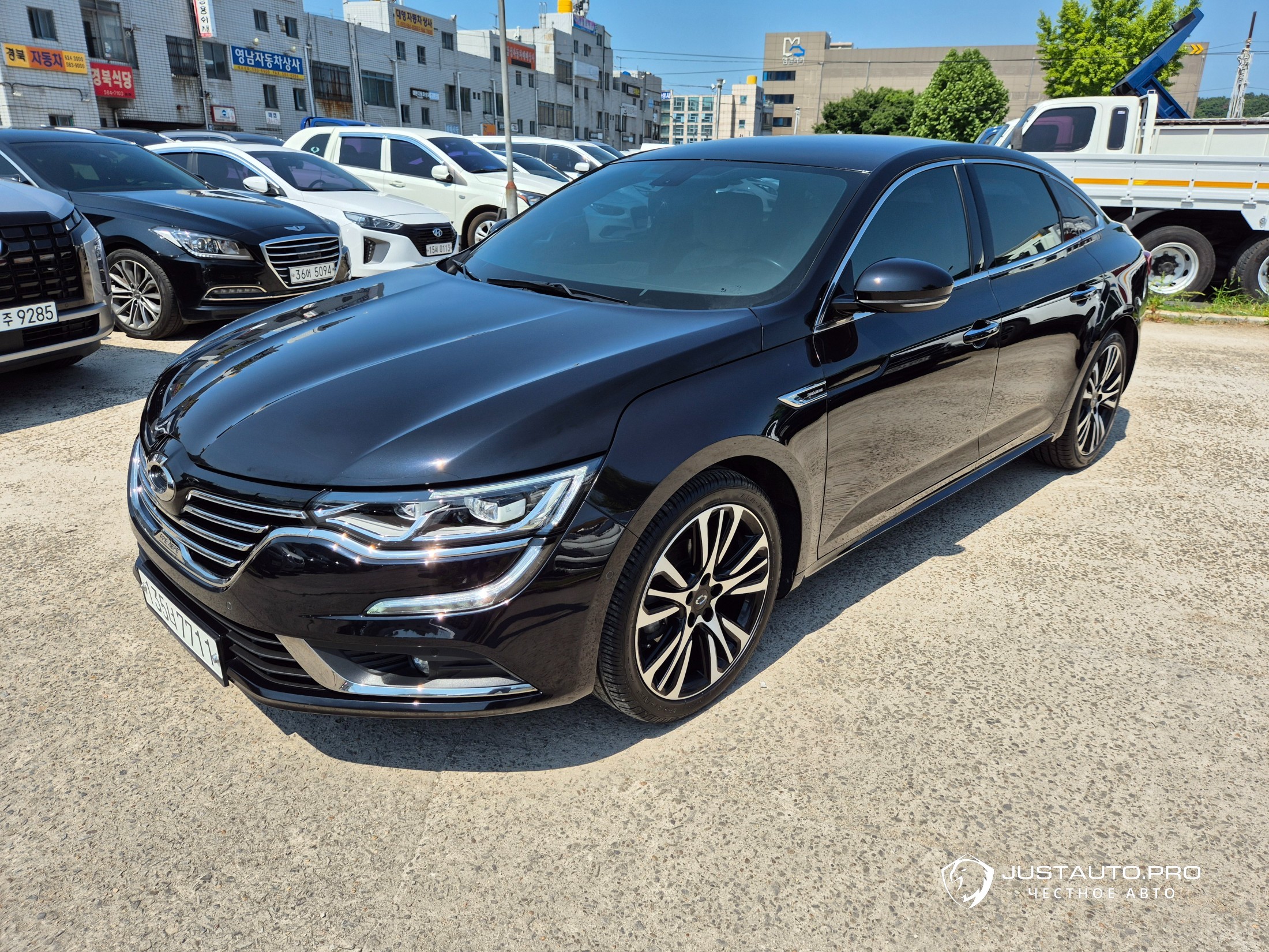 Автомобиль Renault-KoreaSamsung SM6