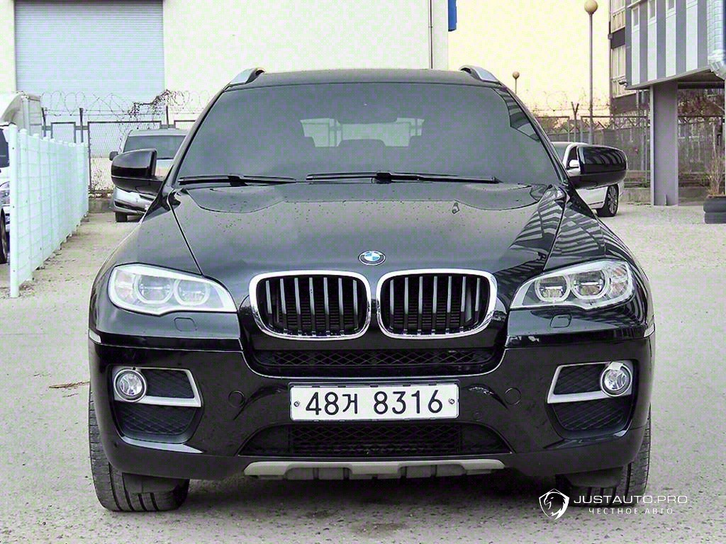 Автомобиль BMW X6