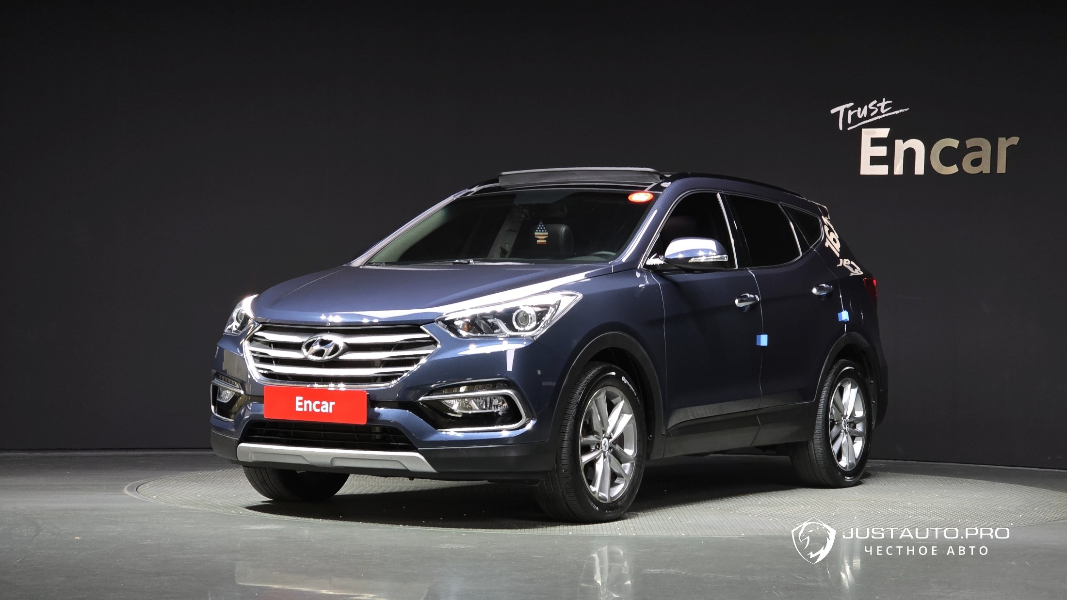 Автомобиль Hyundai Santafe