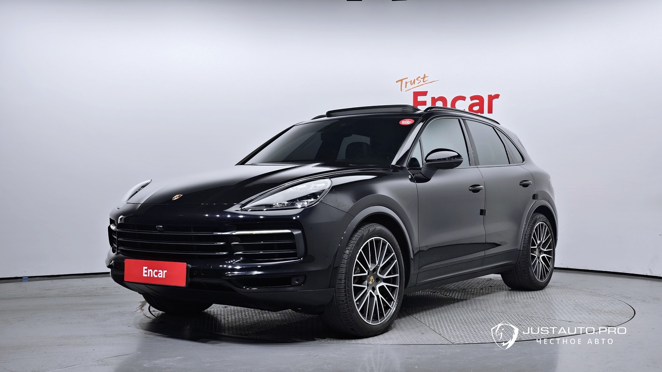 Автомобиль Porsche Cayenne
