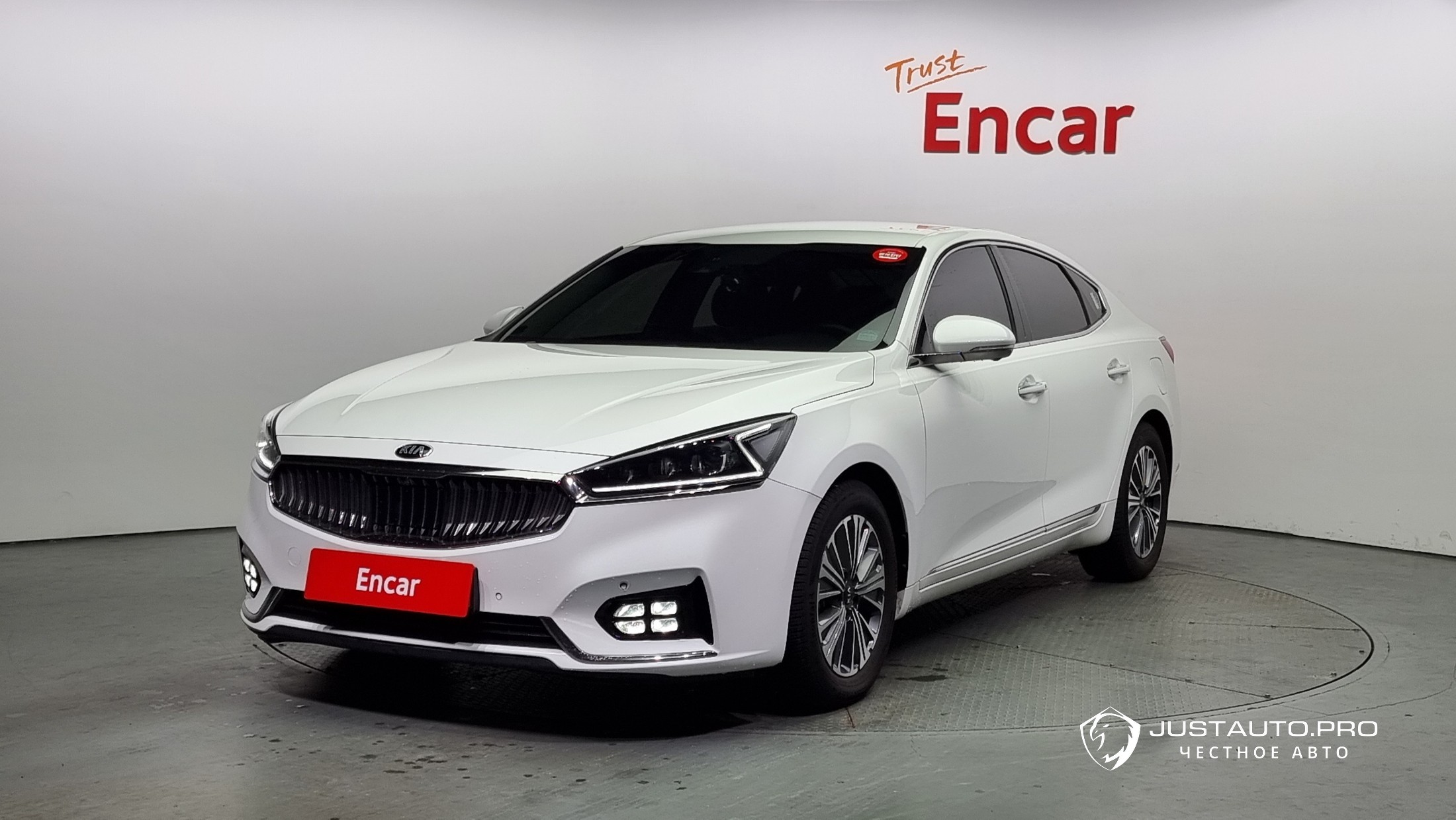 Автомобиль Kia K7