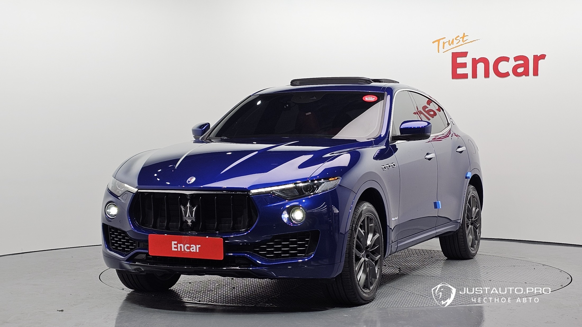 Автомобиль Maserati Levante