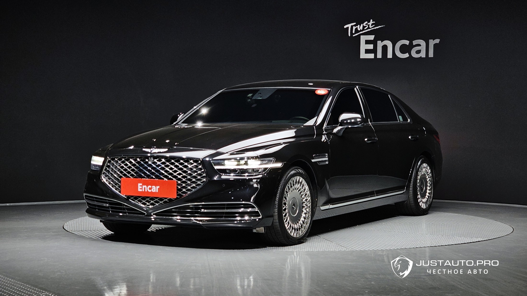 Автомобиль Genesis G90