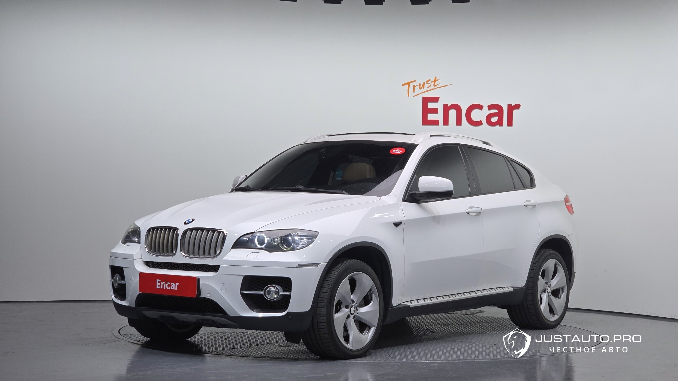 Автомобиль BMW X6