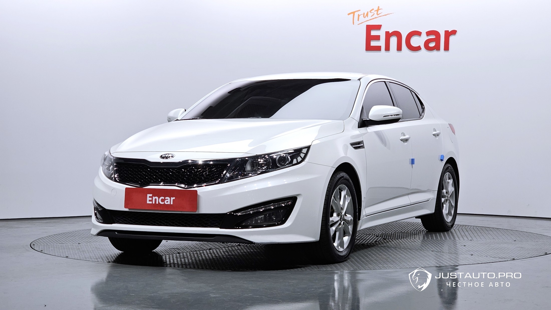 Автомобиль Kia K5