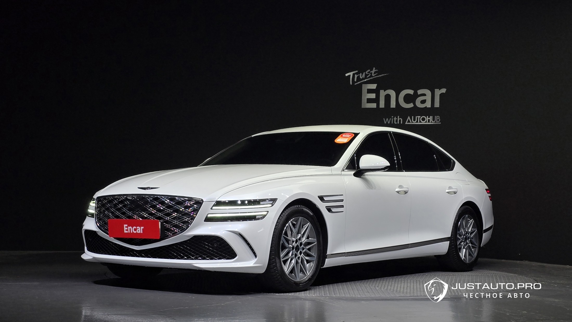 Автомобиль Genesis G80