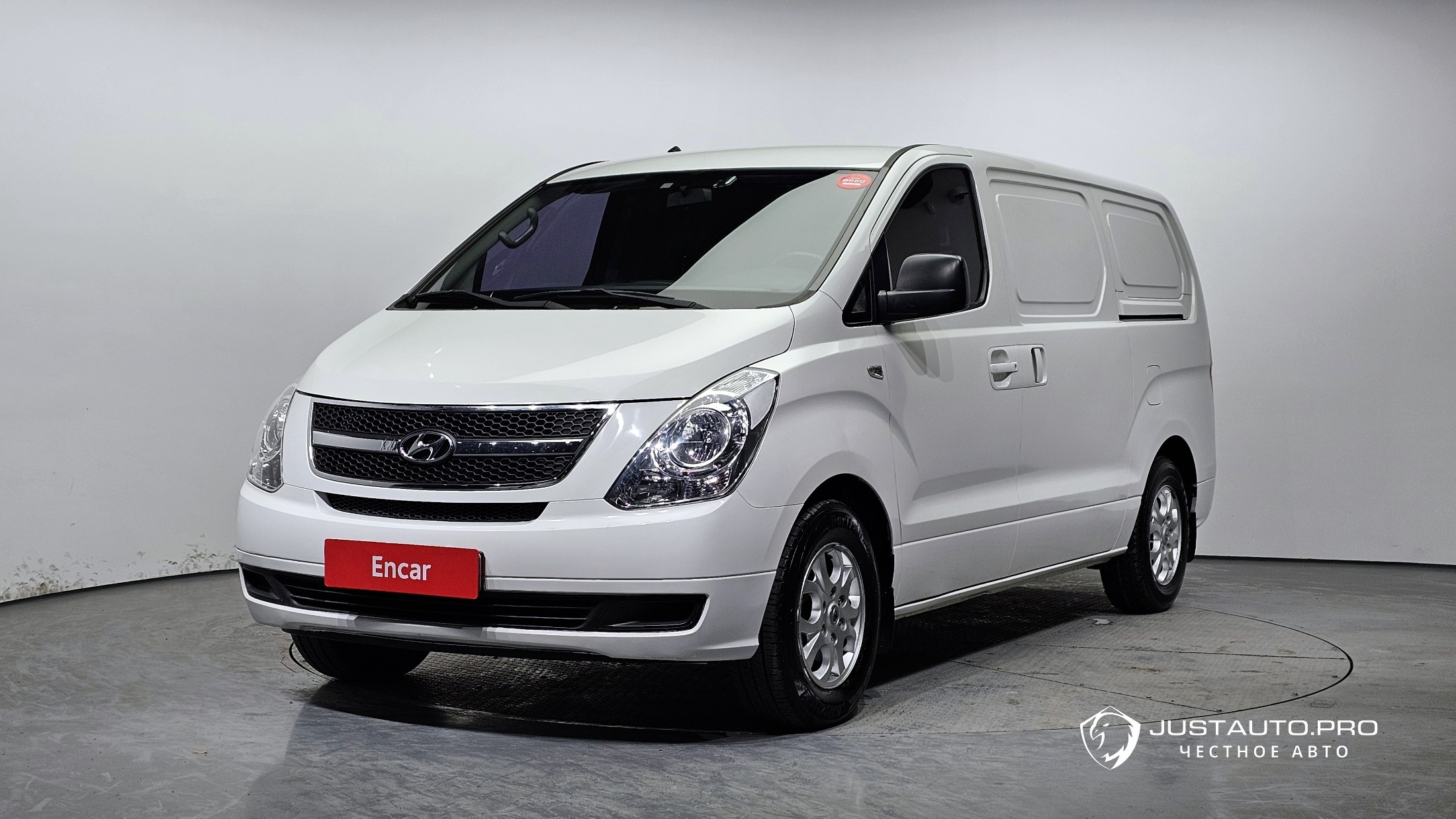 Автомобиль Hyundai Starex