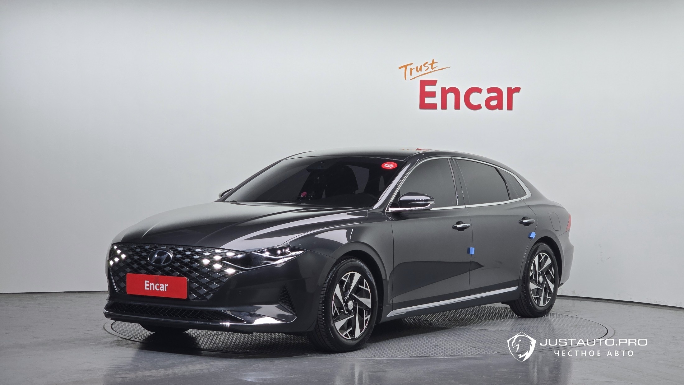 Автомобиль Hyundai Grandeur