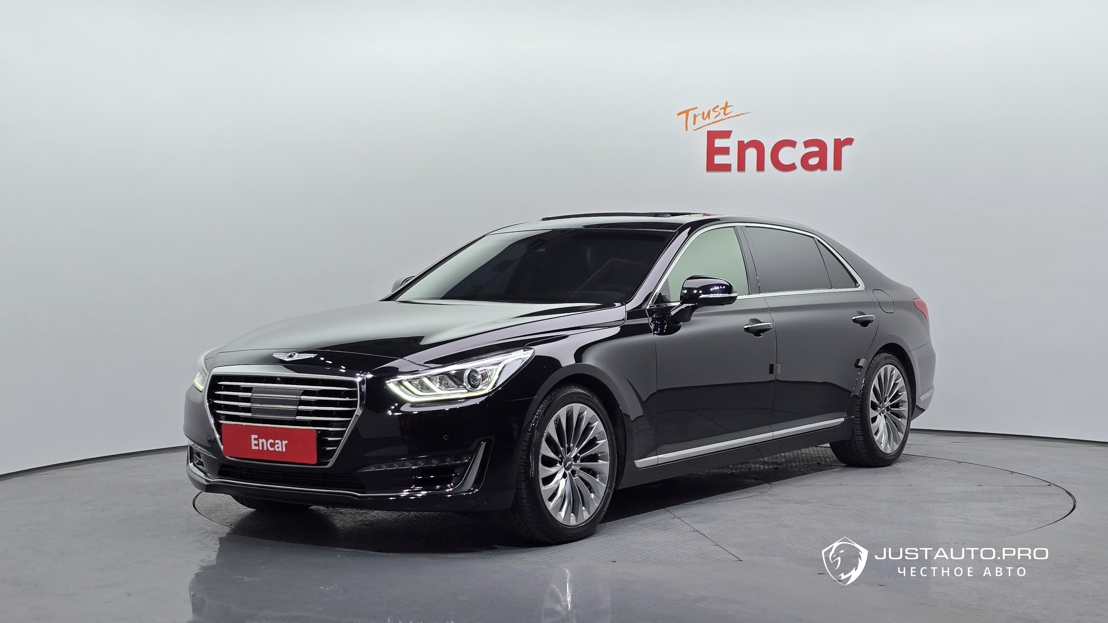 Автомобиль Genesis EQ900