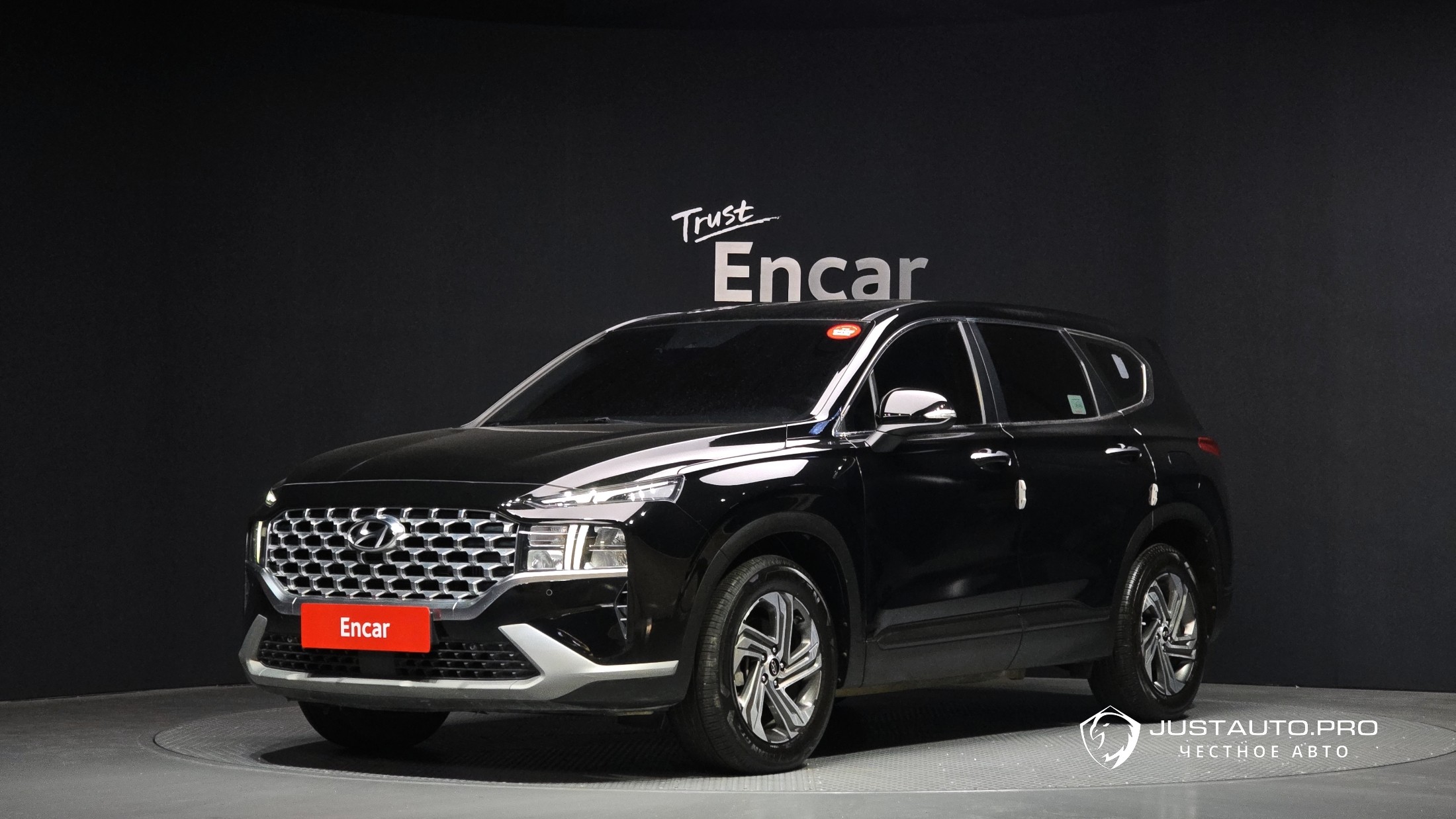 Автомобиль Hyundai Santafe