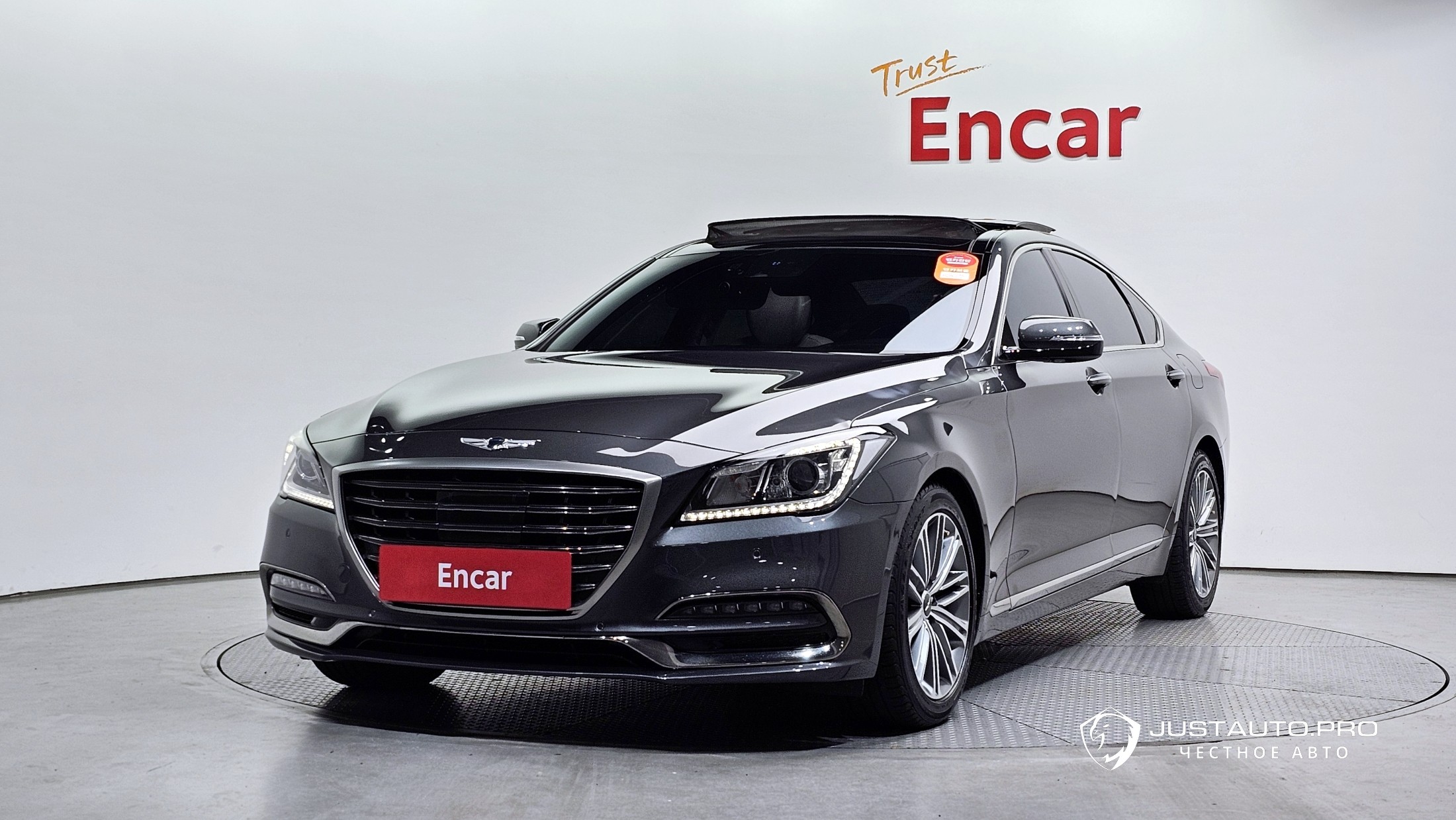 Автомобиль Genesis G80
