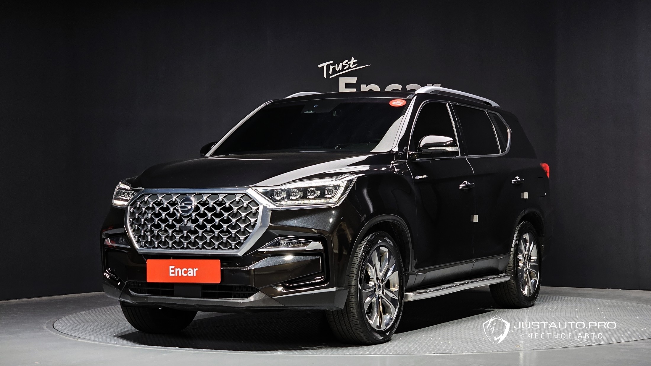 Автомобиль KG_Mobility_Ssangyong Rexton