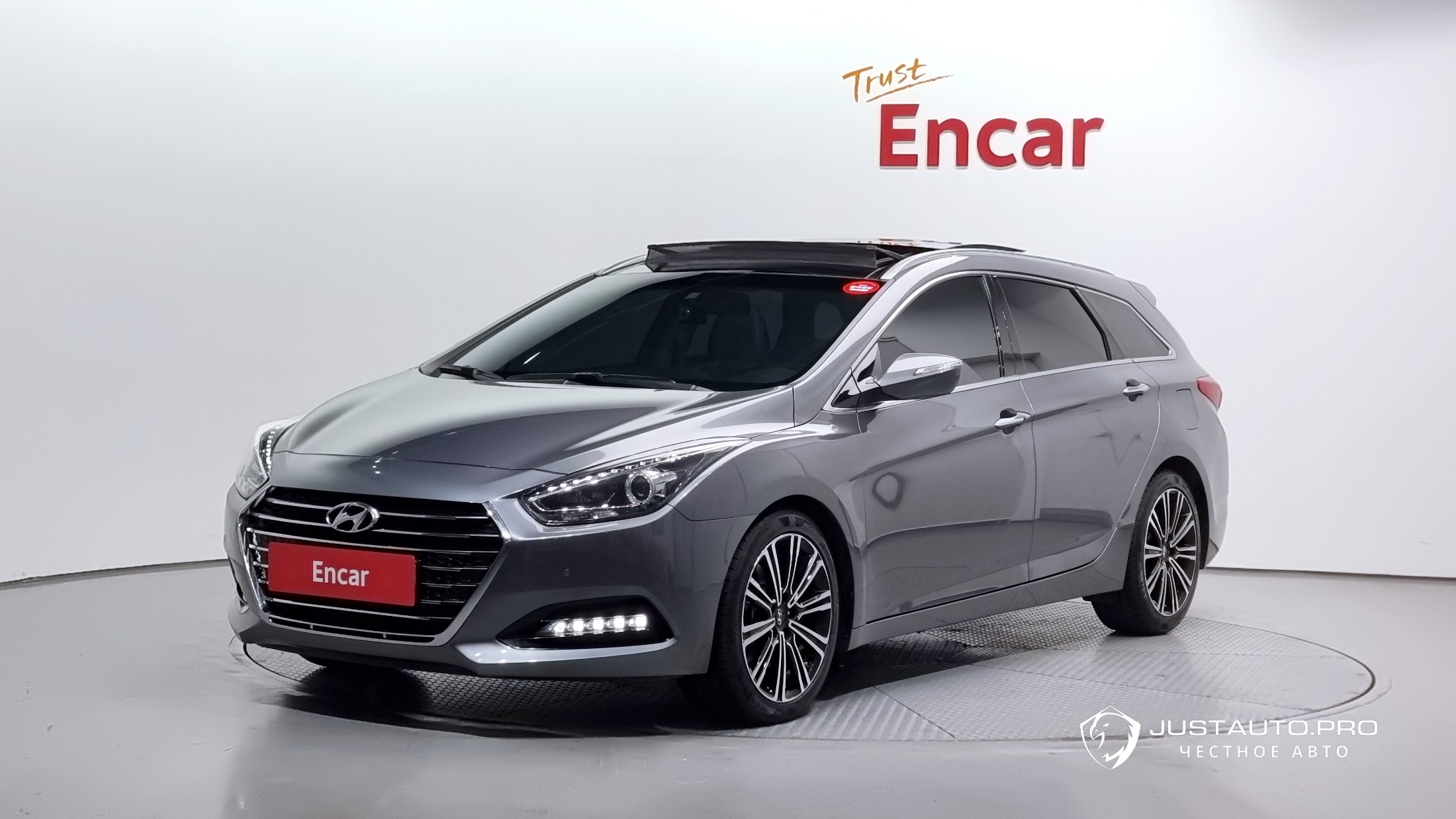 Автомобиль Hyundai i40