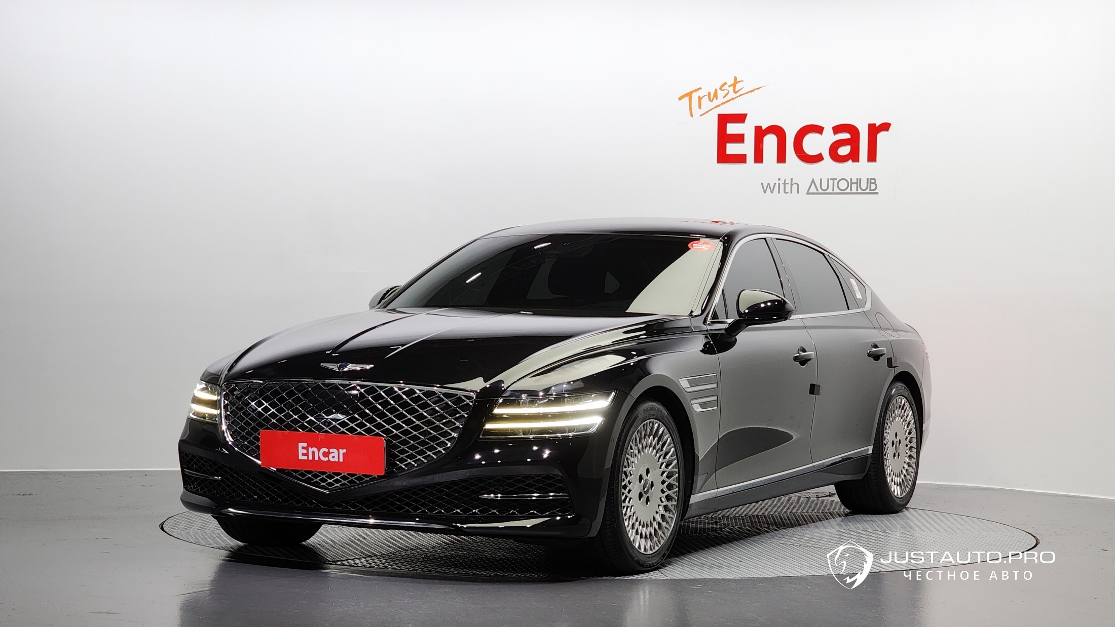 Автомобиль Genesis G80