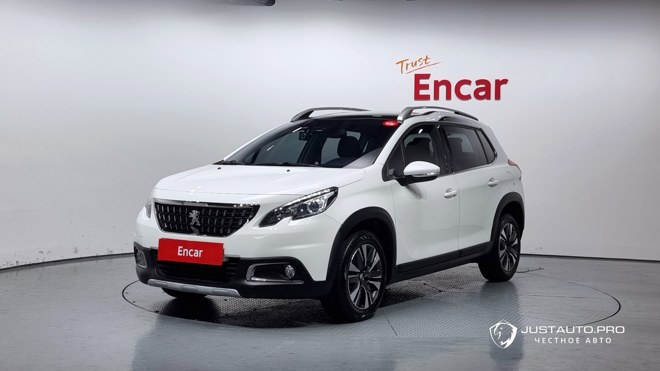 Автомобиль Peugeot 2008