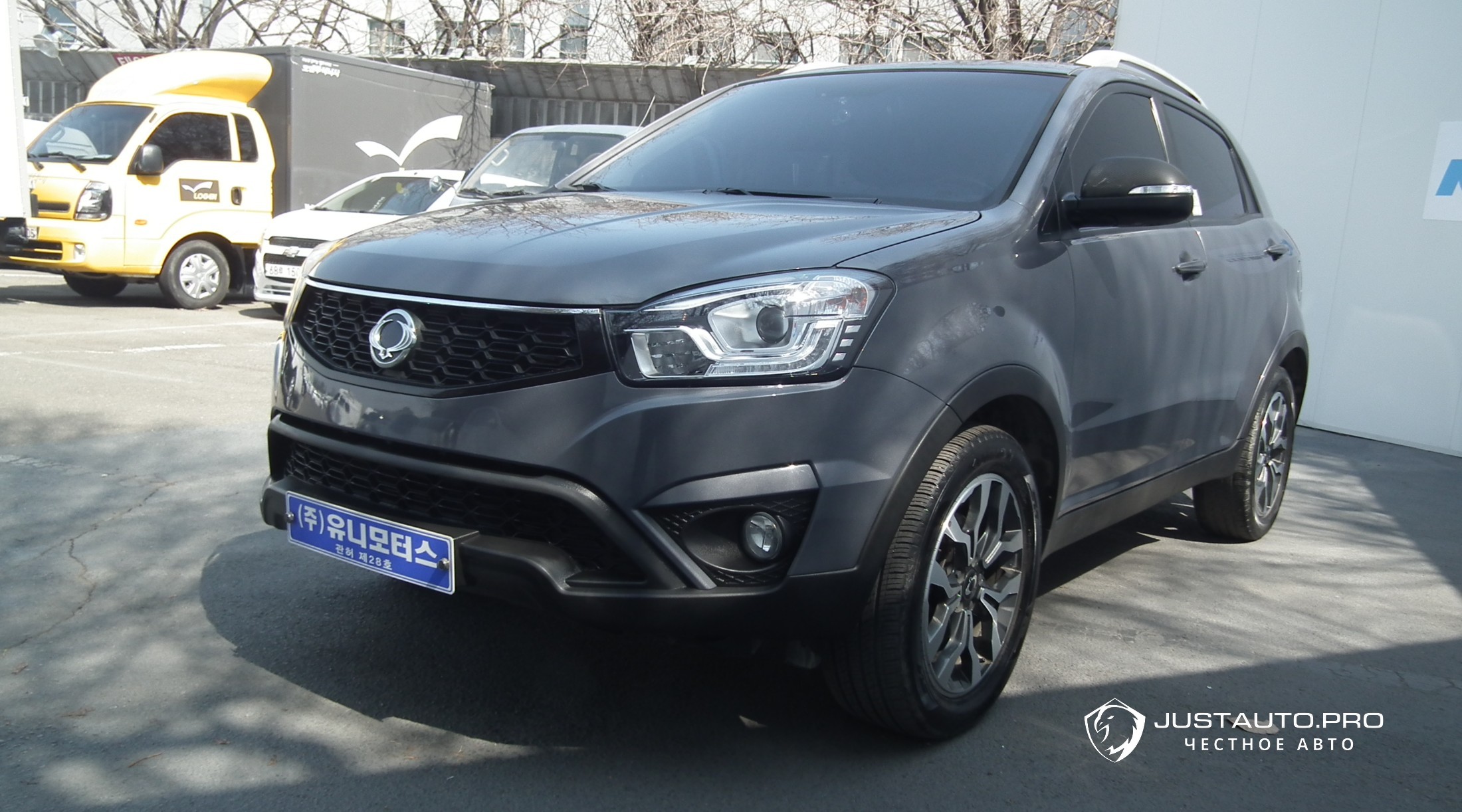 Автомобиль KG_Mobility_Ssangyong KORANDO