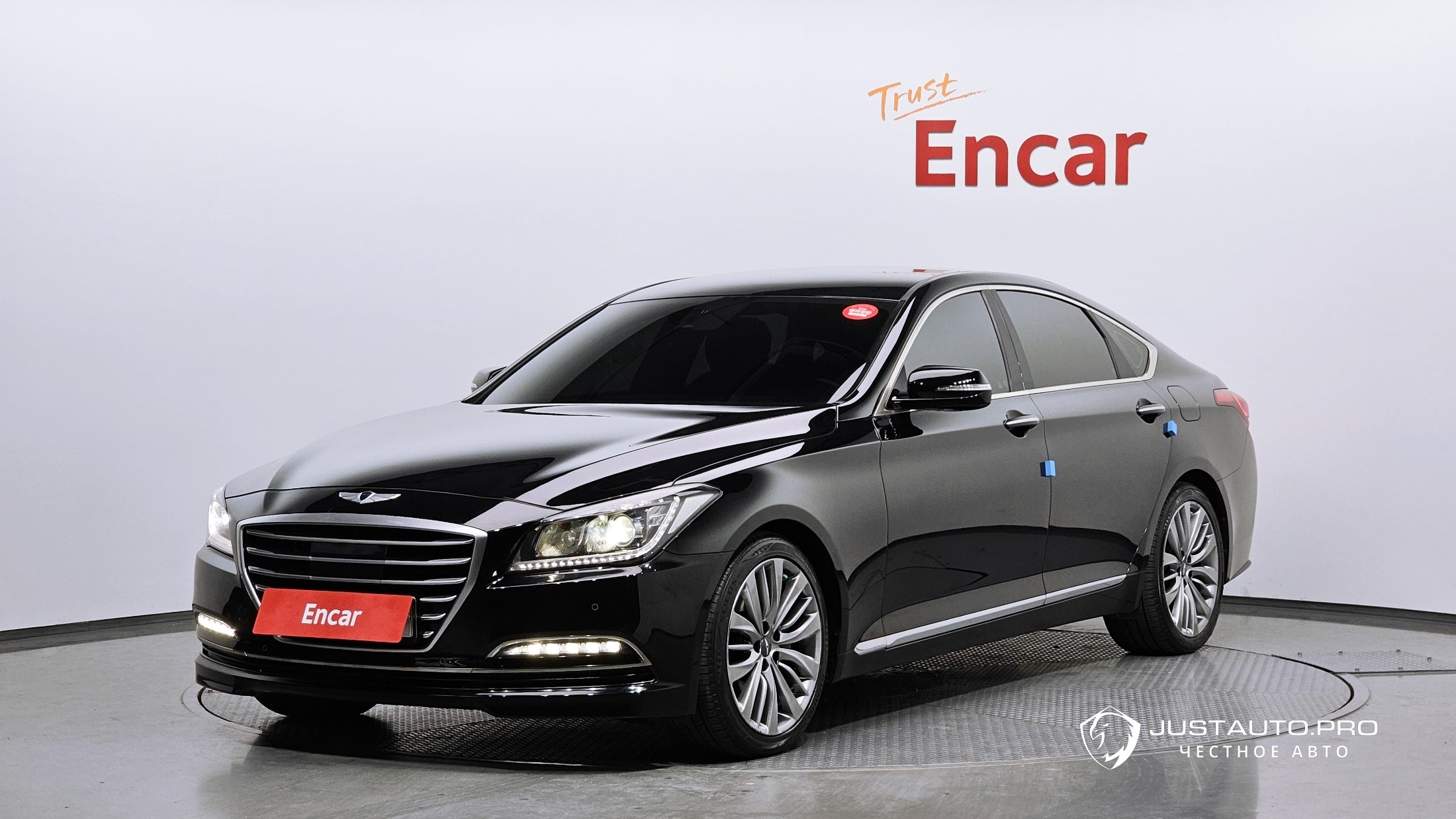 Автомобиль Hyundai Genesis