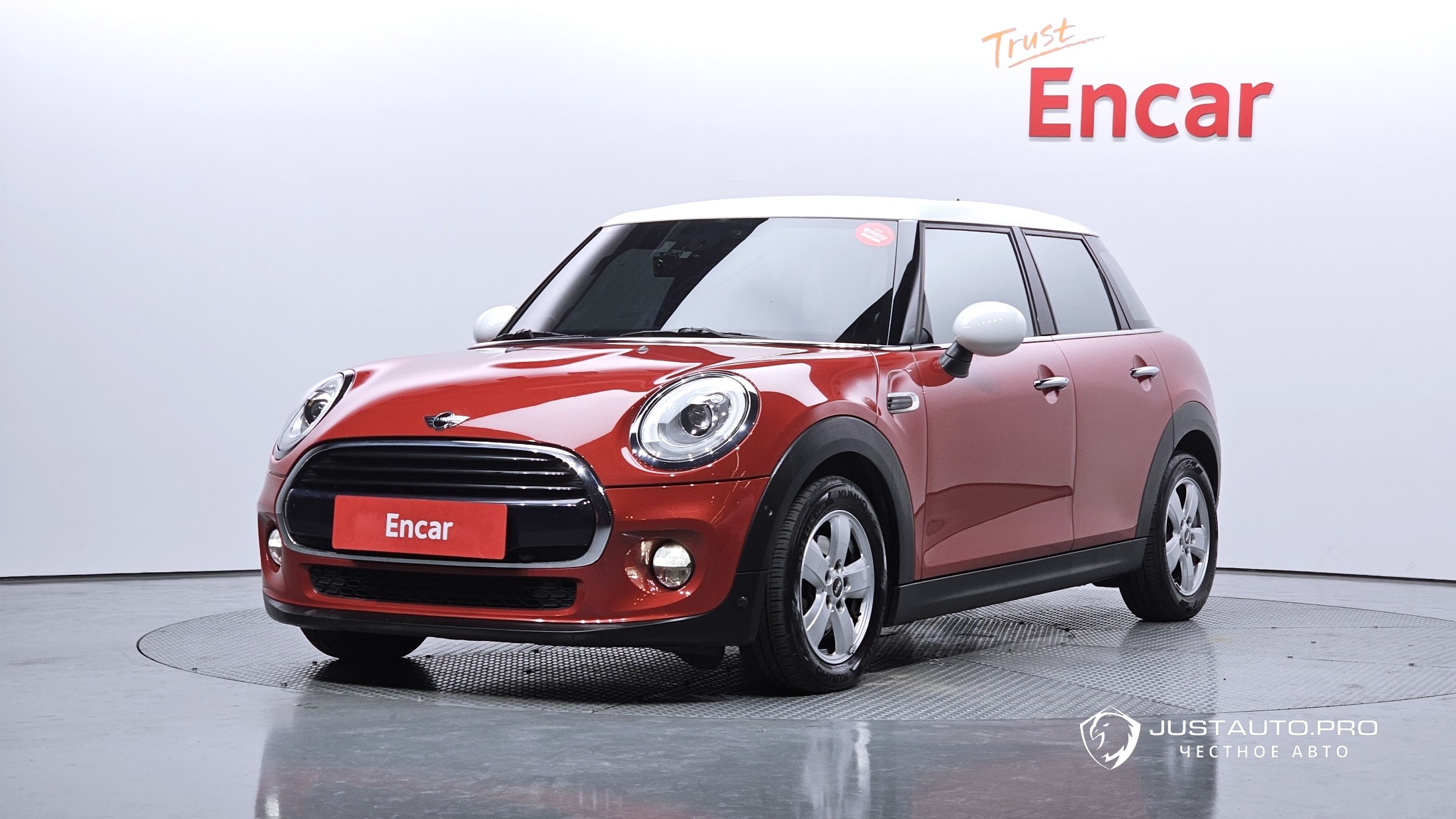Автомобиль Mini Cooper