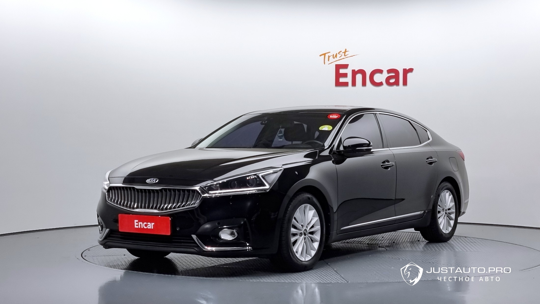 Автомобиль Kia K7