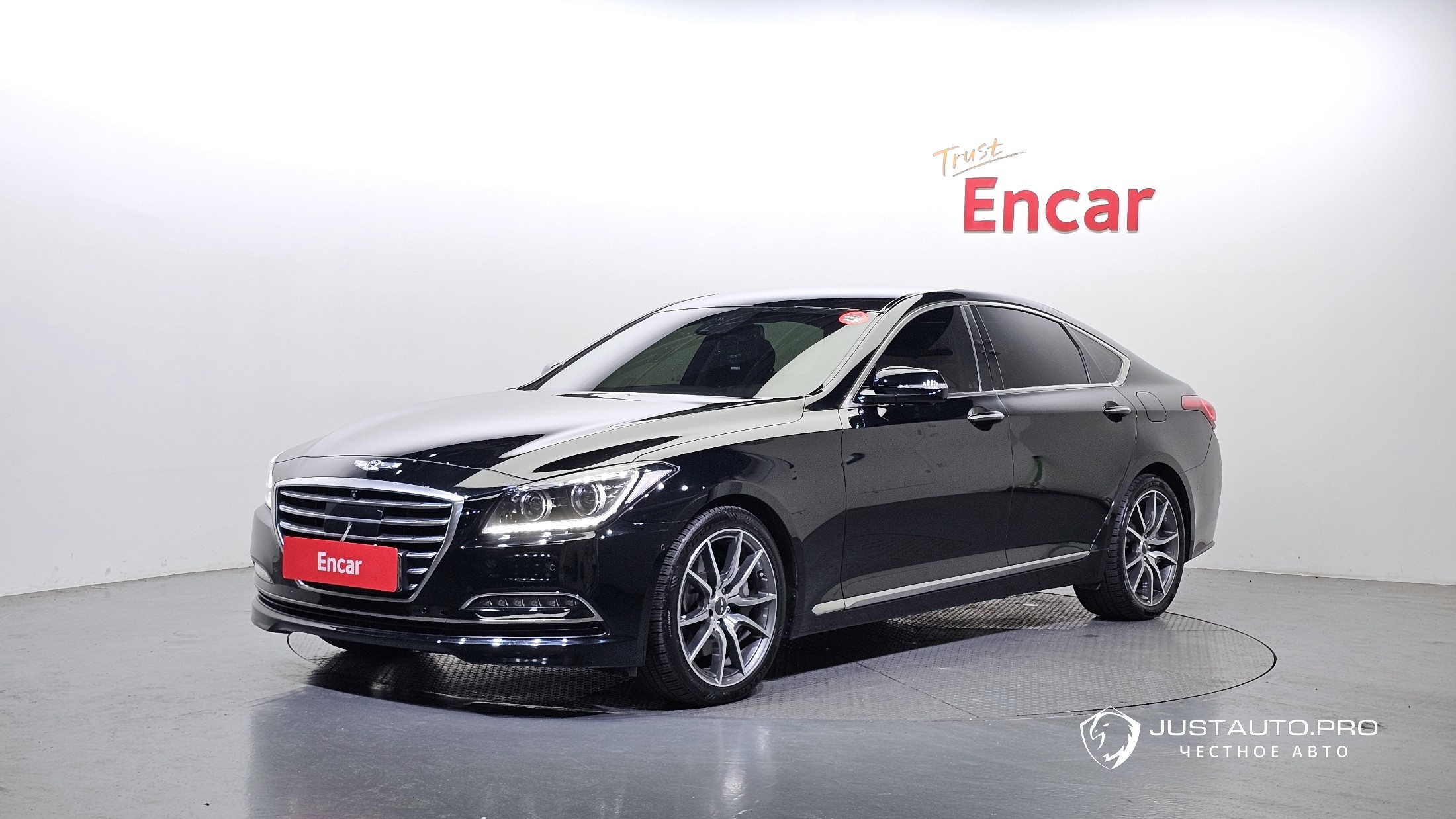 Автомобиль Hyundai Genesis