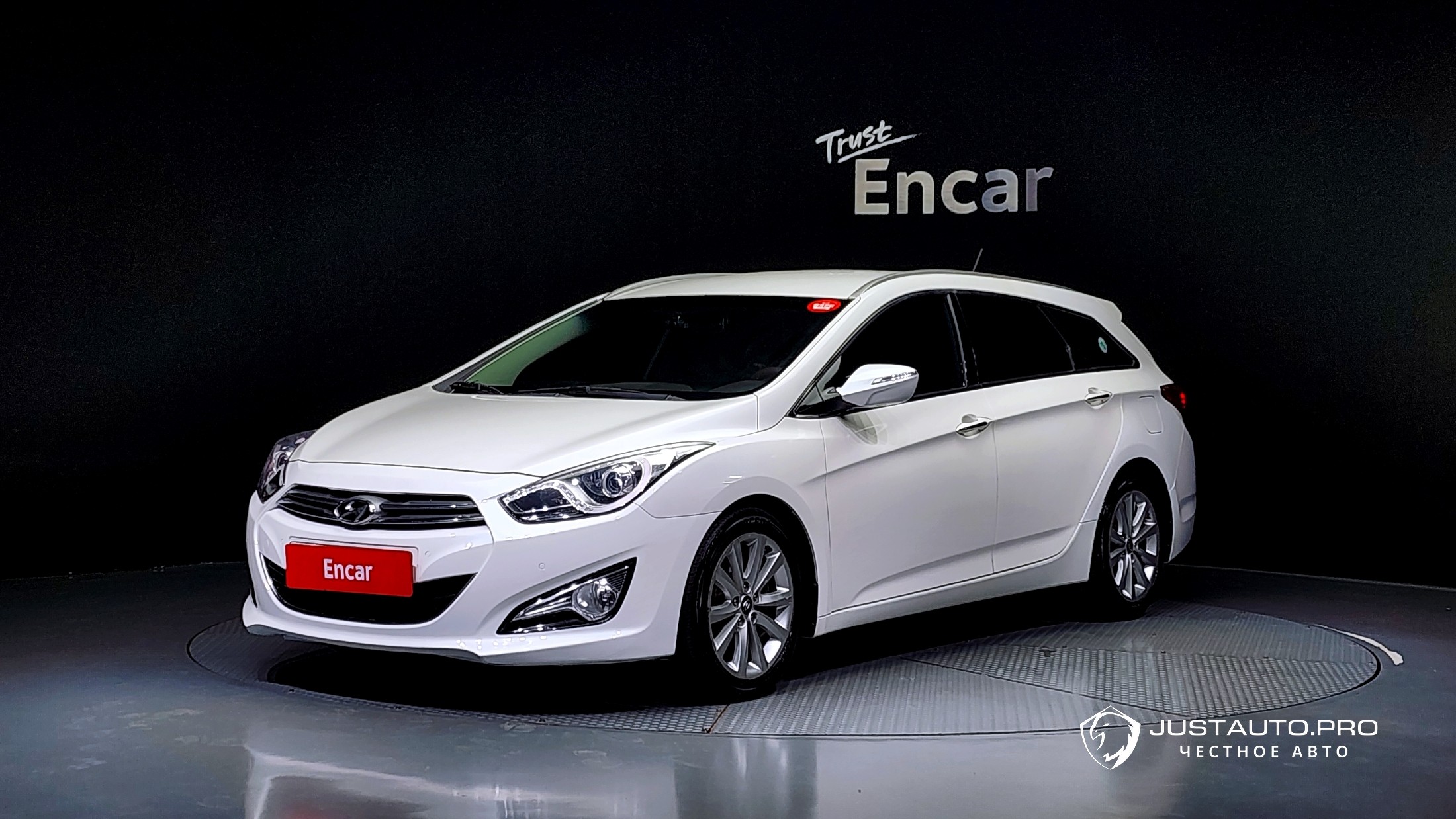 Автомобиль Hyundai i40