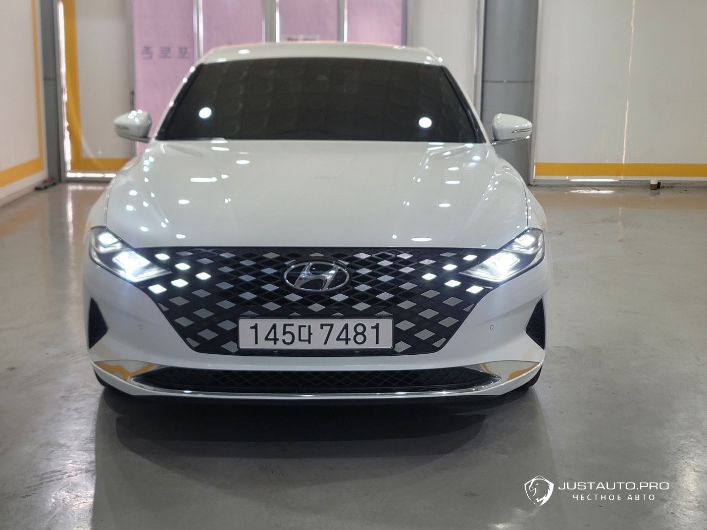 Автомобиль Hyundai Grandeur