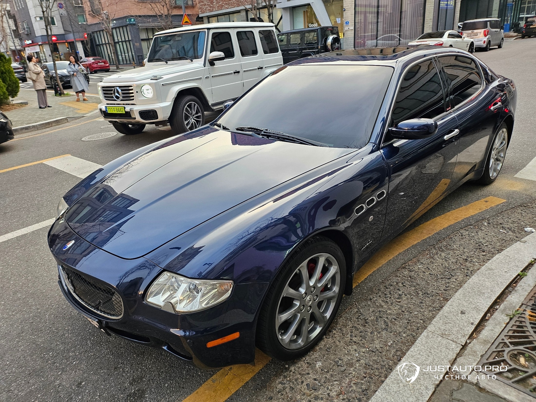 Автомобиль Maserati Quattroporte