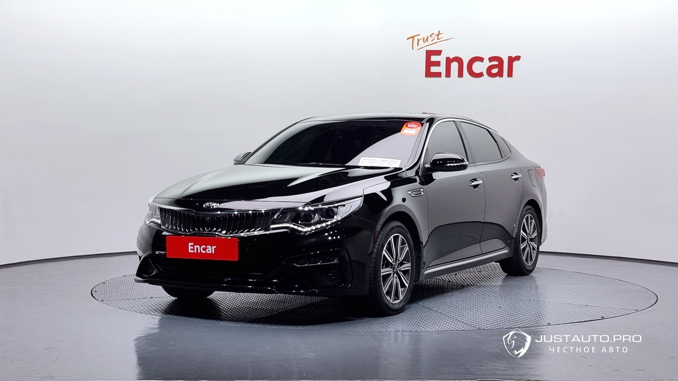 Автомобиль Kia K5