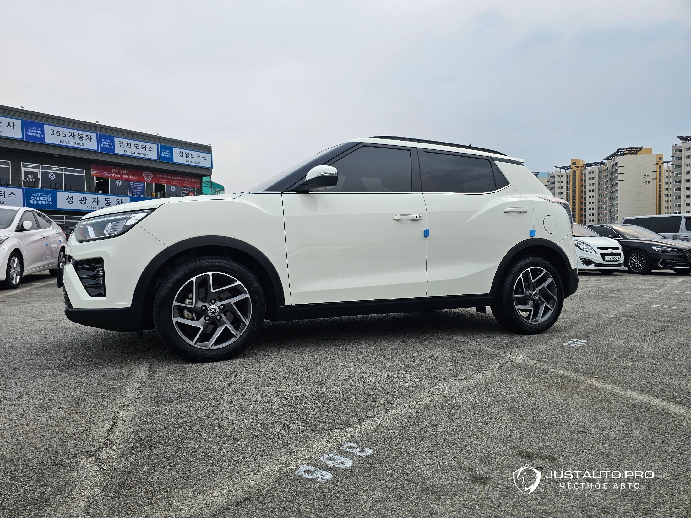 Автомобиль KG_Mobility_Ssangyong TIBOLI
