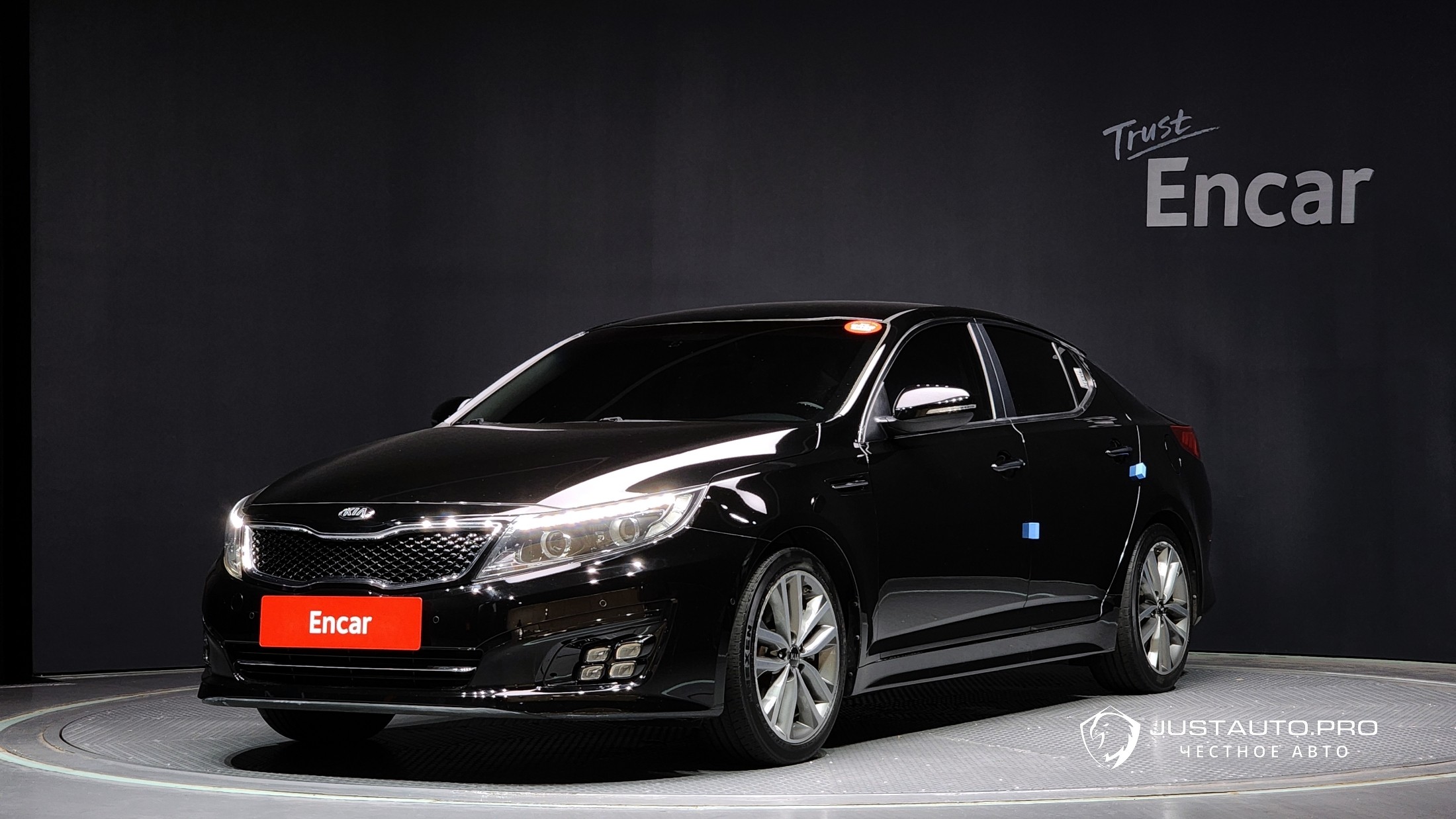 Автомобиль Kia K5